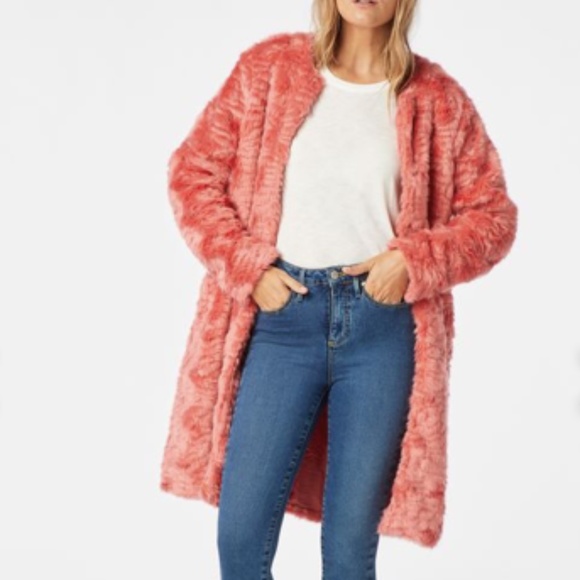 JustFab Jackets & Blazers - NWT JustFab Faux Fur Jacket